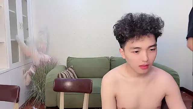 Snapshot of GF_001 chatting on 07.20.26 GF 001 online show from 07.20.26