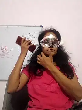 Snapshot of Indianbhaabhi chatting on 07.18.26 Indianbhaabhi online show from 07.18.26