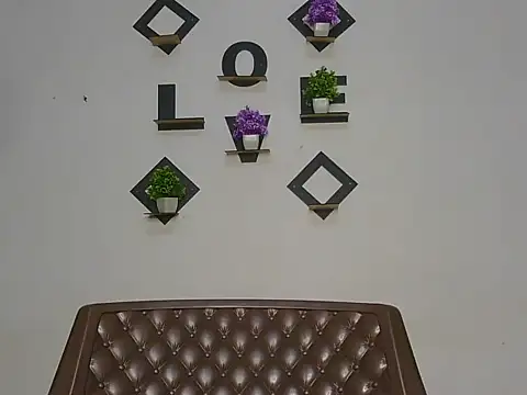 Snapshot of cute_kajal90 chatting on 07.26.26 cute kajal90 online show from 07.26.26