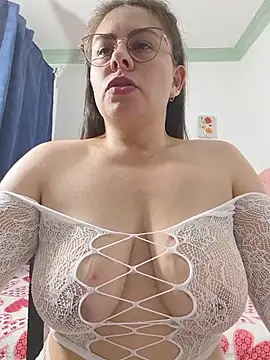 Snapshot of celeste_rivaXXX chatting on 06.27.26 celeste rivaXXX online show from 06.27.26