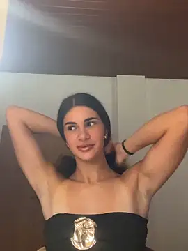Snapshot of sarahlfvxo chatting on 06.20.26 sarahlfvxo online show from 06.20.26