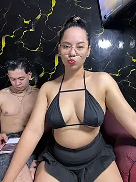 Snapshot of ColombianSexyCouple_ chatting on 07.19.26 ColombianSexyCouple online show from 07.19.26