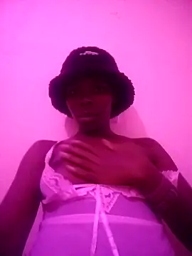 Snapshot of Rhia_ji chatting on 06.16.26 Rhia ji online show from 06.16.26