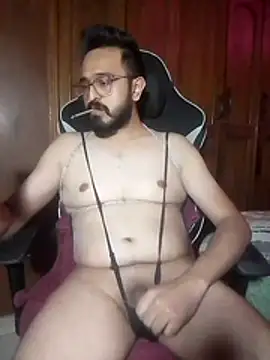 freakkydessi online show from 06.24.26
