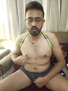 freakkydessi online show from 07.11.26