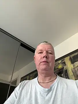 Snapshot of cumboy chatting on 03.01.25 cumboy online show from 03.01.25