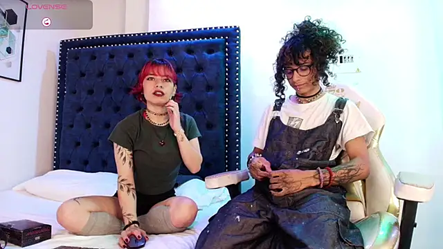 Snapshot of Raven_and_jax chatting on 07.04.26 Raven and jax online show from 07.04.26
