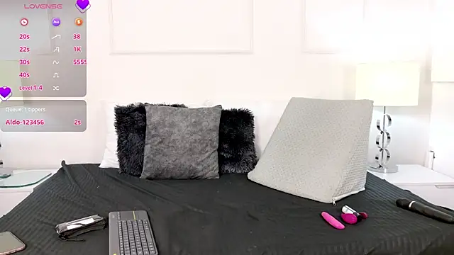 Olivia flamme online show from 07.10.26