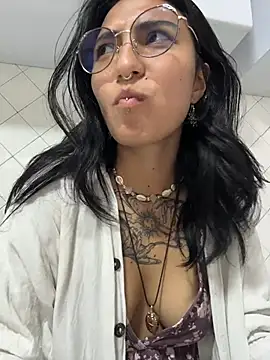 Velvet Mysstic online show from 06.25.26