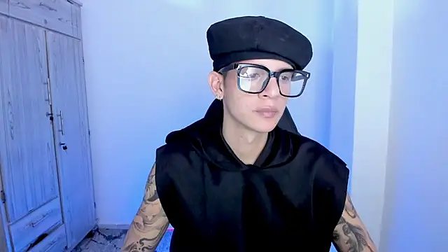 Snapshot of tylerrnova chatting on 07.08.26 tylerrnova online show from 07.08.26