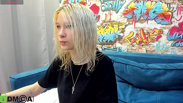 Snapshot of Nika-Smith chatting on 07.22.26 Nika-Smith online show from 07.22.26