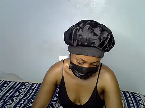 Snapshot of Dayanna_O chatting on 06.22.26 Dayanna O online show from 06.22.26