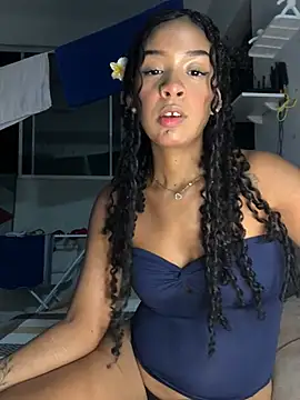 Snapshot of lilly_safadinha chatting on 07.07.26 lilly safadinha online show from 07.07.26