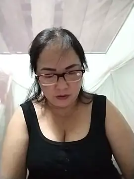Naaya8109 online show from 07.11.26