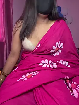 Snapshot of NAUGHTY_PRIYANKAA chatting on 06.19.26 NAUGHTY PRIYANKAA online show from 06.19.26