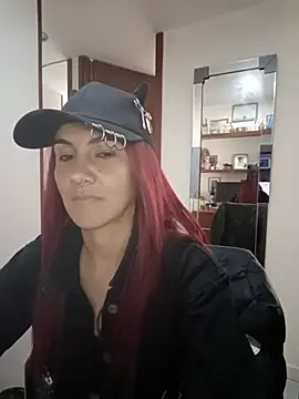 KataraDeLuxe online show from 06.22.26