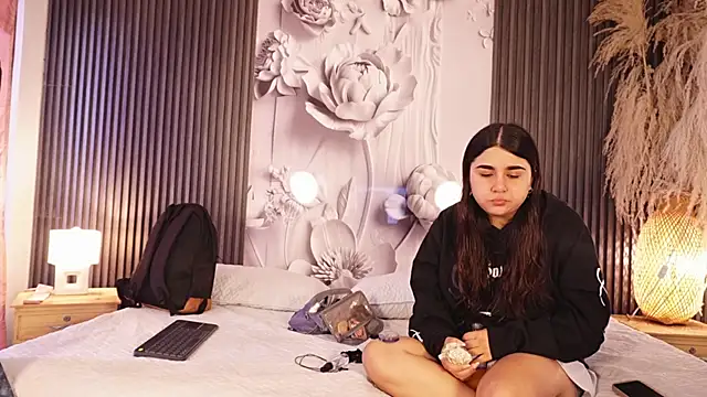 GabbyAndDominic online show from 07.16.26