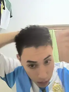 Snapshot of Thiagoo_Vega chatting on 07.14.26 Thiagoo Vega online show from 07.14.26