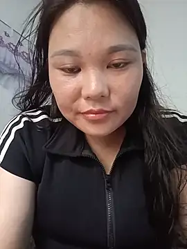 Snapshot of Holy-mi chatting on 07.17.26 Holy-mi online show from 07.17.26