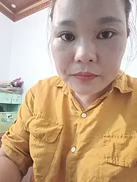 Snapshot of Holy-mi chatting on 08.06.26 Holy-mi online show from 08.06.26