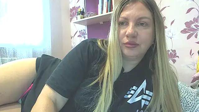 AmaandaSexyHotAss69 online show from 07.09.26