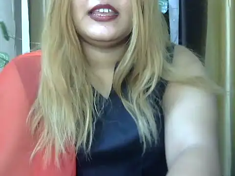 Snapshot of Sexyy_Sana chatting on 07.15.26 Sexyy Sana online show from 07.15.26