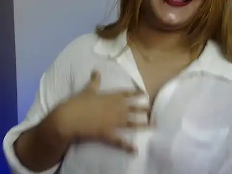 Snapshot of Sexyy_Sana chatting on 07.26.26 Sexyy Sana online show from 07.26.26