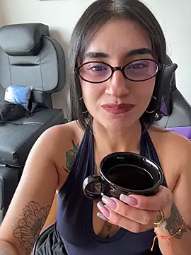 Snapshot of JennaNovva chatting on 07.28.26 JennaNovva online show from 07.28.26
