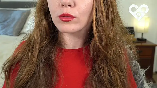 Snapshot of leverageurassets chatting on 03.18.25 leverageurassets online show from 03.18.25