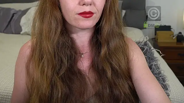 Snapshot of leverageurassets chatting on 03.06.26 leverageurassets online show from 03.06.26