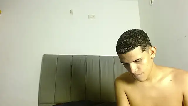 Snapshot of Jose_And_Daniel chatting on 06.26.26 Jose And Daniel online show from 06.26.26