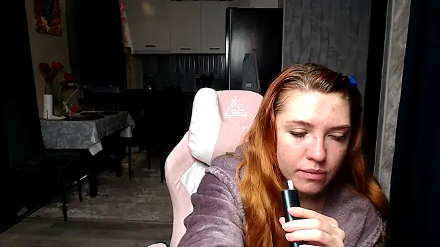 Reginasmilee online show from 05.03.26