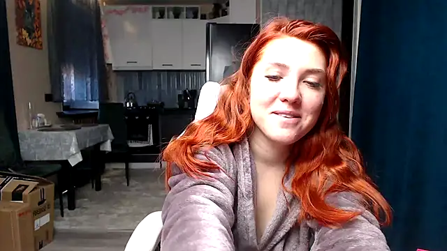 Reginasmilee online show from 05.04.26