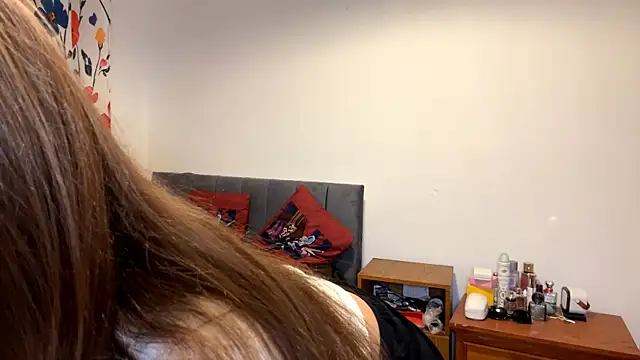 dewlullaby online show from 07.25.26