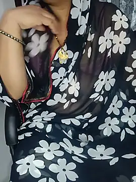 Snapshot of Miss-Jiyaa chatting on 07.08.26 Miss-Jiyaa online show from 07.08.26
