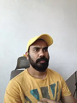 Snapshot of 8inch_hunk19 chatting on 06.25.26 8inch hunk19 online show from 06.25.26