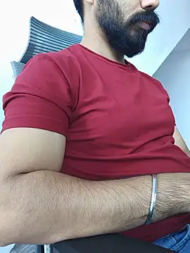 Snapshot of 8inch_hunk19 chatting on 06.26.26 8inch hunk19 online show from 06.26.26