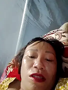 Moon squirtt online show from 07.19.26