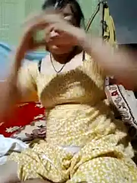 Moon squirtt online show from 08.01.26