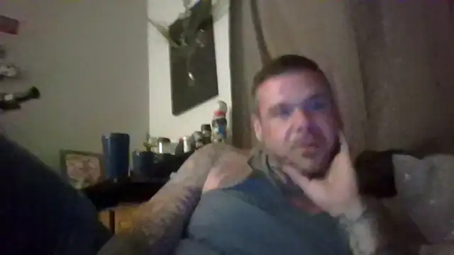 Snapshot of hotwetblondendaddy chatting on 08.03.26 hotwetblondendaddy online show from 08.03.26