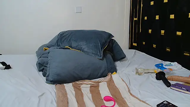 Silky Bby online show from 07.08.26