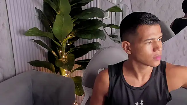 Noah sexhotty online show from 07.03.26