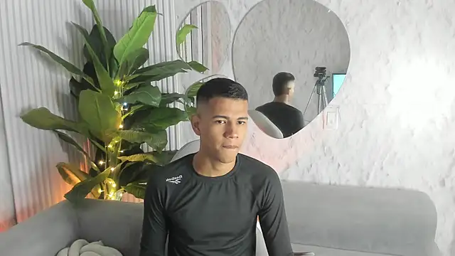 Noah sexhotty online show from 07.11.26