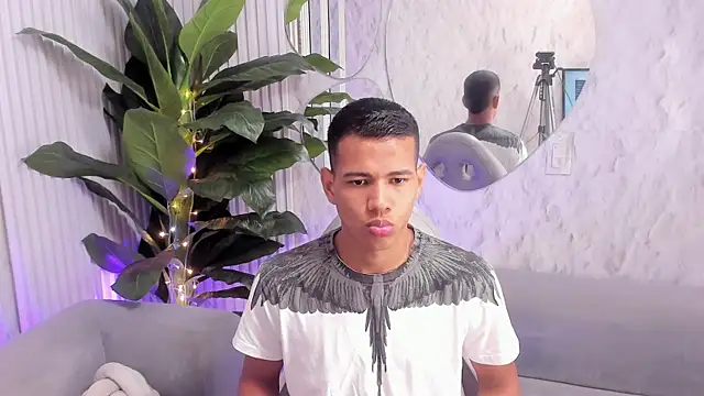 Noah sexhotty online show from 07.15.26