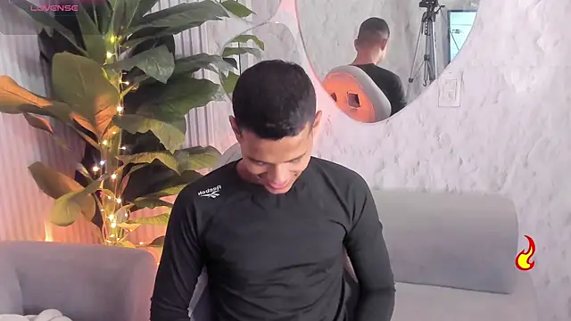 Noah sexhotty online show from 07.26.26