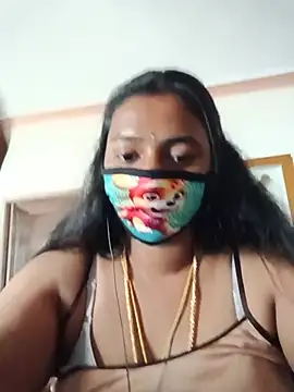 Lexilove01 online show from 07.09.26