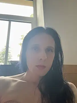 Snapshot of valeriebohm chatting on 07.01.26 valeriebohm online show from 07.01.26