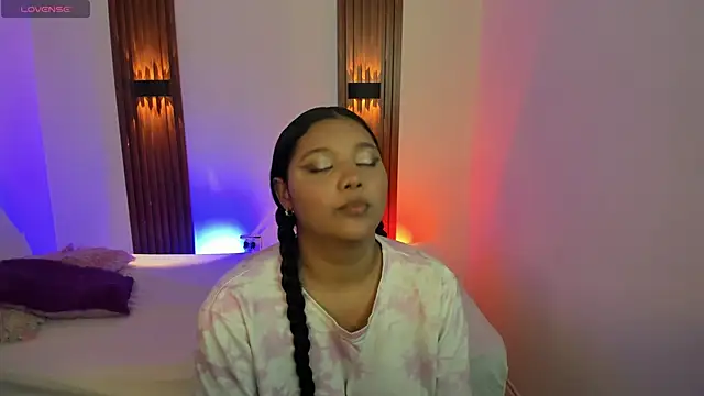 IslaPearl online show from 06.28.26