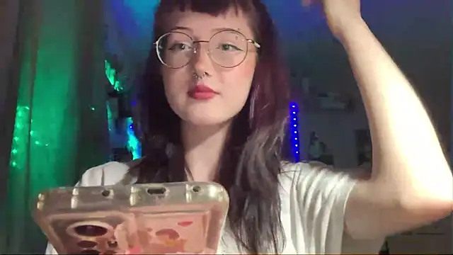 Snapshot of KristinaLasea chatting on 06.30.26 KristinaLasea online show from 06.30.26