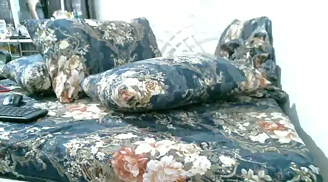 Snapshot of dominant_mistress69 chatting on 02.12.25 dominant mistress69 online show from 02.12.25